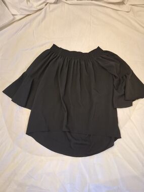 Women’s Off-Shoulder Black Flowy Shirt